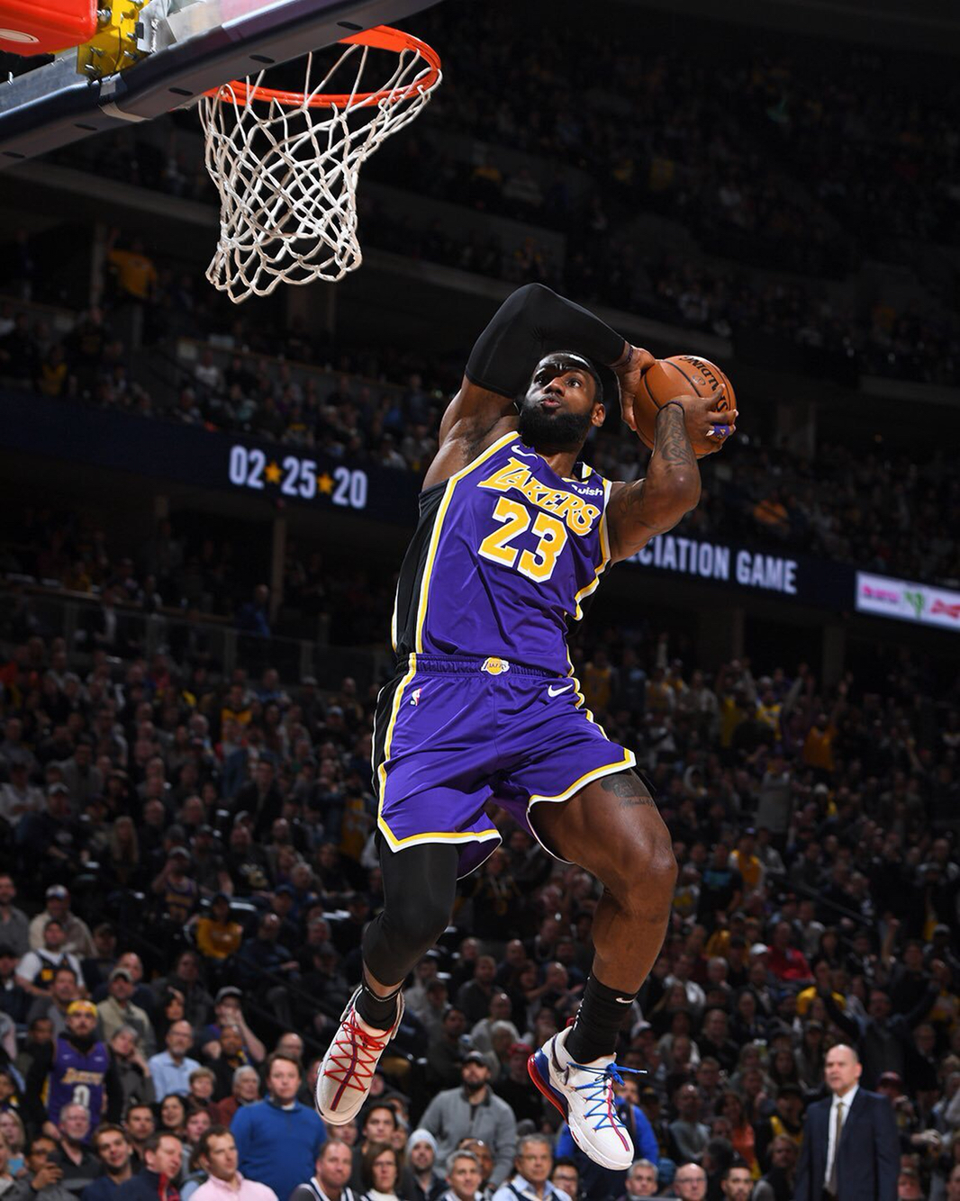 NBA官方公布最佳防守阵容 莫布利追梦领衔一阵